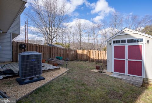 4201 Englandtown Rd, Fredericksburg VA  22408-9248 exterior