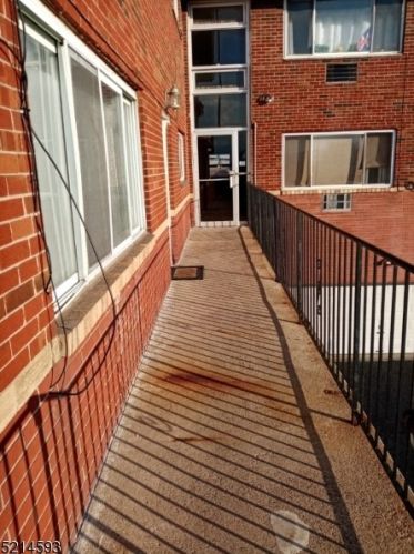 6405 Durham Ave, North Bergen NJ  07047-3572 exterior