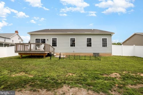 301 Harrisburg Pike, Siddonsburg PA  17019-1328 exterior