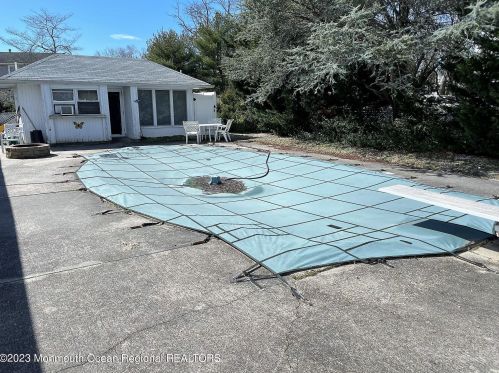 600 Peter Pl, Bricktown NJ  08723-6424 exterior