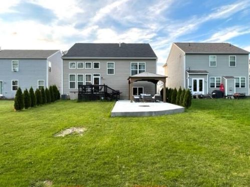 8469 Haleigh Woods Dr, Blacklick, OH 43004-7138