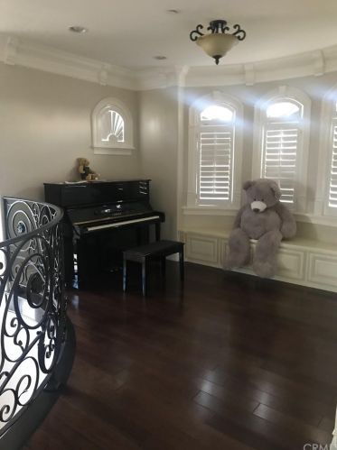 4903 Halifax Rd, Temple City, CA 91780-3450
