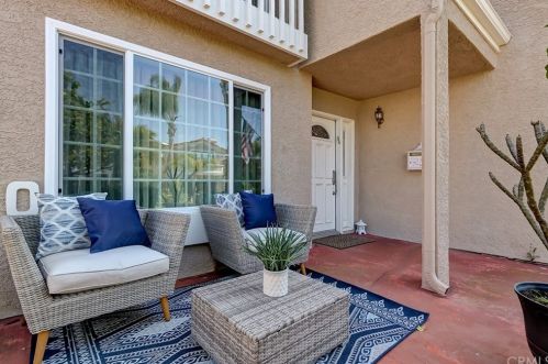2210 Graham Ave, Redondo Beach, CA 90278-2030