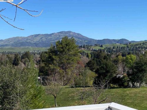 1623 Brush Creek Pl, Danville, CA 94526-5622