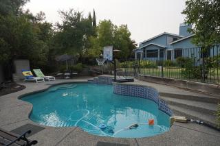 8244 Woodlake Hills Dr, Citrus Heights, CA 95662-3730