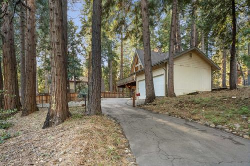 4396 Lakeridge Dr, Pacific House, CA 95726-9583