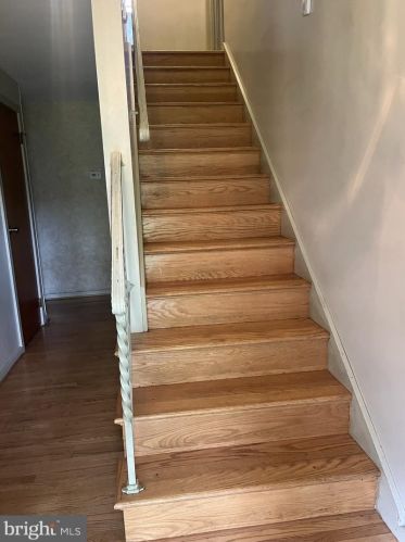 103 Meadowood Dr, Lansdale PA 19446-1610 exterior