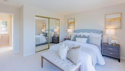 1069 Homestead Rd, Sunnyvale CA  94087-5156 exterior