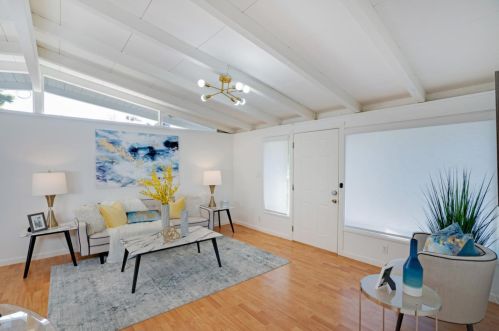 814 Lakehaven Dr, Sunnyvale CA  94089-2553 exterior