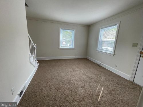 222 Hillcrest Dr, Fredericksburg VA  22401-4010 exterior