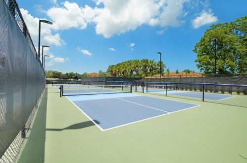 620 El Camino Real, Naples FL  34119-4782 exterior