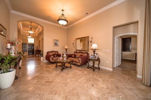 1562 Green Creek Trl, Beaumont CA  92223-7364 exterior