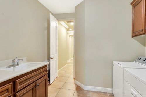 2177 Silverstar St, Simi Valley CA 93065-0592 exterior