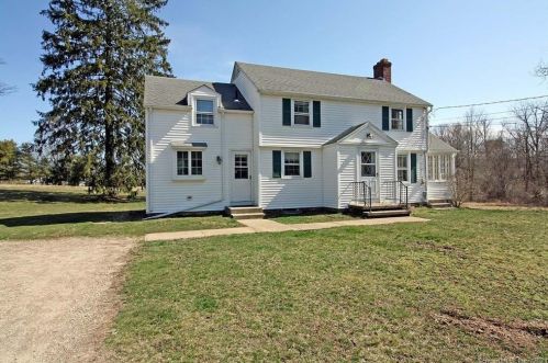 5 Ingham Hill Rd, Essex CT  06426-1508 exterior