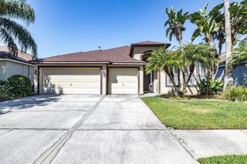 18918 Maisons Dr, Lutz, FL 33558-2836