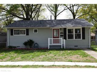 1229 Hullview Ave, Norfolk, VA 23503-3031