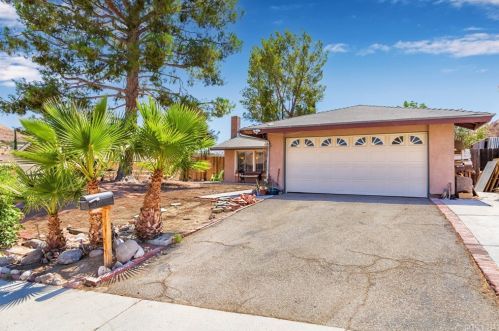 14628 Daisy Meadow St, Santa Clarita, CA 91387-1910