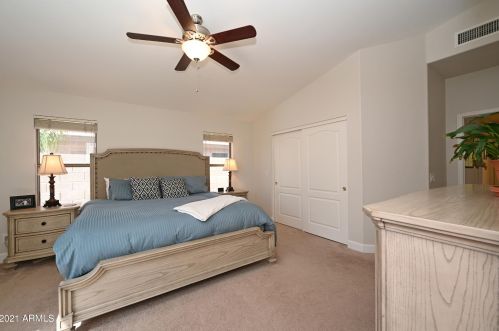 6409 Wahalla Ln, Glendale AZ 85308-5579 exterior