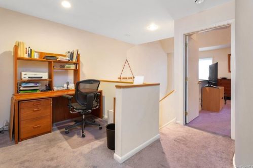 45 Spg Pond Dr, Crotonville NY  10562-2034 exterior