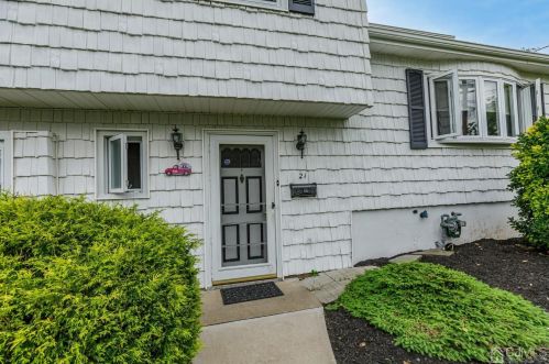 21 Steven Ter, South Plainfield, NJ 07080-2121