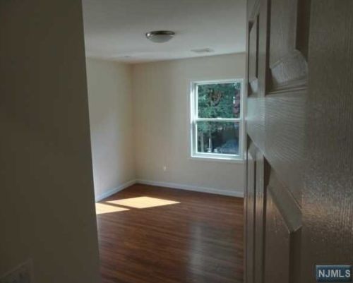 72 Brk Ave, Englewood NJ  07631-1735 exterior