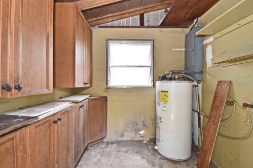 170 Crystal Lake Ave, Lake Mary FL  32746-2924 exterior