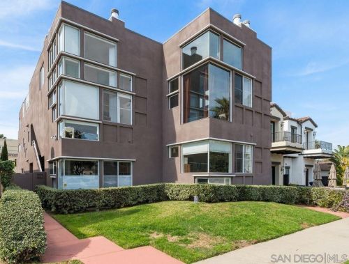 3952 Honeycutt St, San Diego, CA 92109-6123