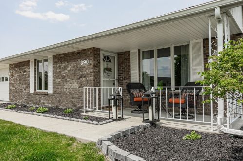 390 Bishop Dr, London, OH 43140-8588