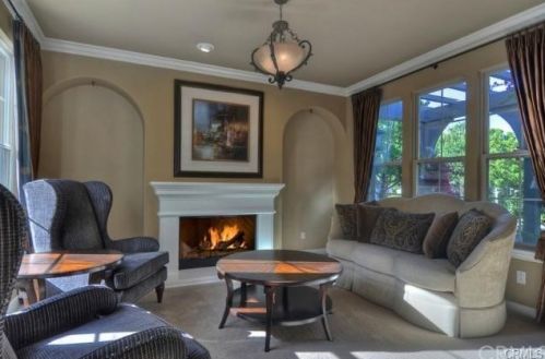 15 Lemans, Newport Beach, CA 92657-0115