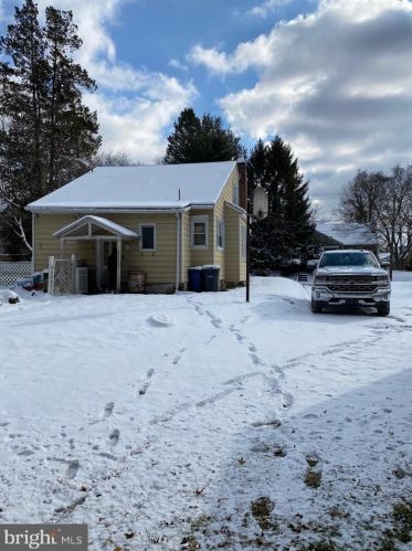 410 Tulpehocken Ave, Melrose Park PA 19027-1641 exterior