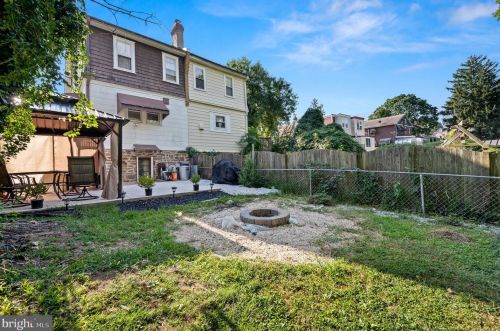 536 Woodland Ave, Cheltenham PA  19012-2120 exterior