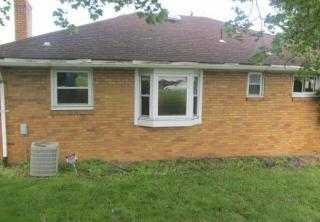 1138 Wolfe Ave, Rankin, PA 15104-2715