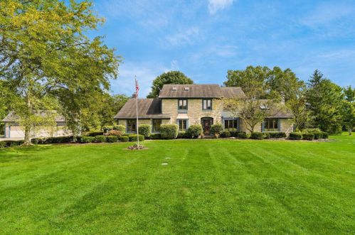 10761 Tollgate Rd, Pataskala, OH 43062-8325