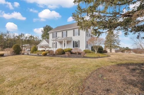 362 Gardner St, Manchester, CT 06040-6779