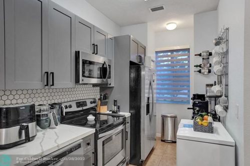 8905 18 St, Hollywood FL 33028-1734 exterior