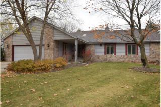 8228 Winston Way, Hales Corners, WI 53132-9292