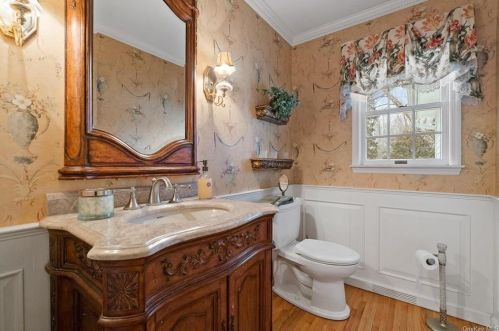 16 Mdw Rdg Rd, Warwick NY  10990-2535 exterior
