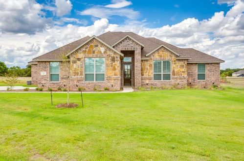591 Old Agnes Rd, Weatherford, TX 76088-8260