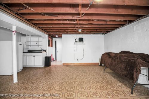 3 Peak St, Monmouth Hills NJ  07732-1821 exterior