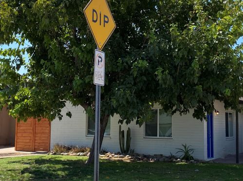 807 Amelia Ave, Phoenix AZ  85014-4740 exterior