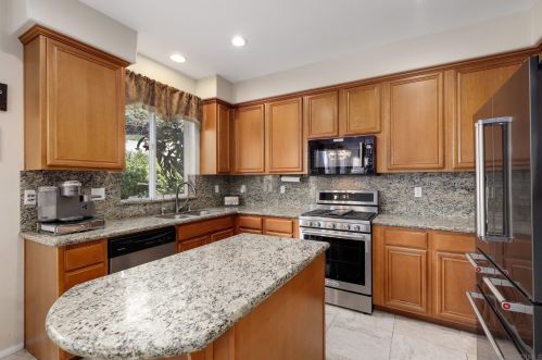 3007 Byron Lindsey Way, National City CA  91950-6255 exterior