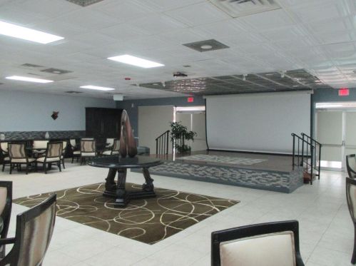 160 Lk Meryl Dr, West Palm Beach FL  33411-3396 exterior