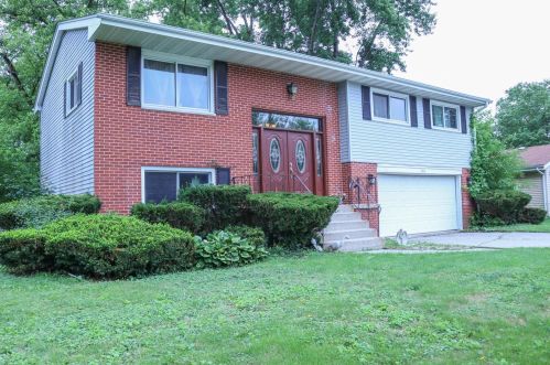 940 Ridge St, Crown Point, IN 46307-5025