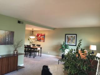9820 Via Sonoma, Cypress, CA 90630-3438