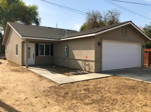 919 Southgate Dr, Bakersfield CA  93304-5150 exterior