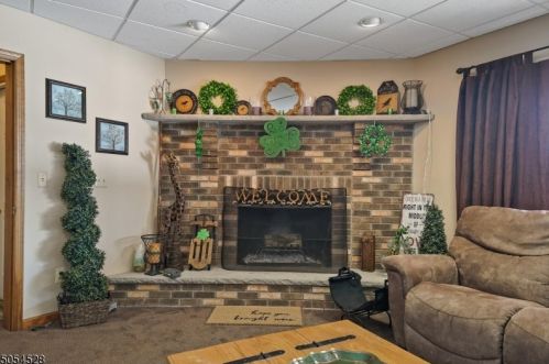 1 Mohawk Xing, Wantage NJ  07461-4539 exterior