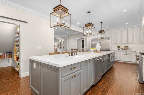 29172 Vallejo Ave, Temecula CA  92592-2302 exterior