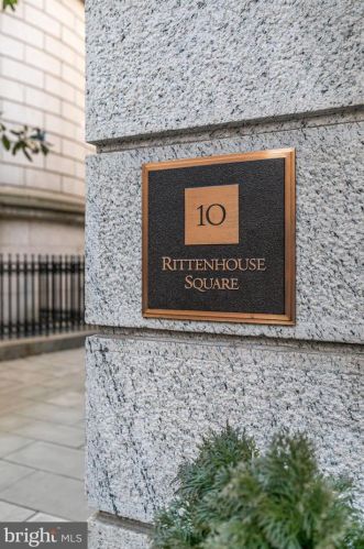 130 18th St, Philadelphia PA 19103-4923 exterior