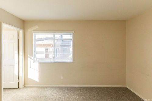 31924 Hyacinth Ct, Lake Elsinore CA  92532-2607 exterior