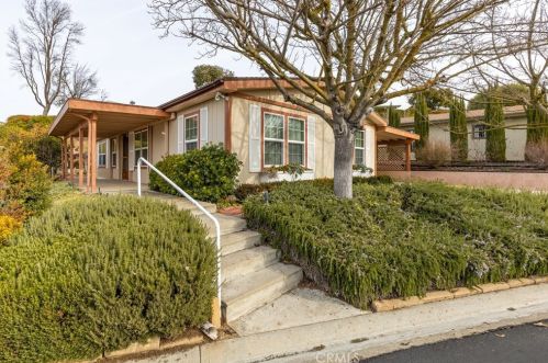 337 Nightingale Ave, Lake Nacimiento CA  93446-4012 exterior